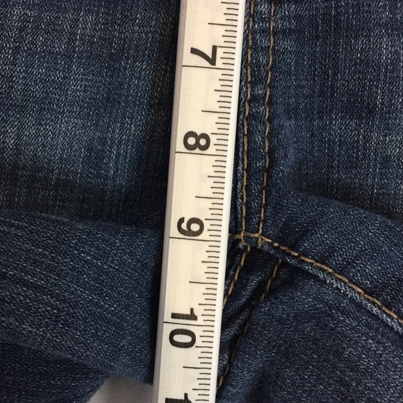 Seven7 Jean Shorts Womens 10 Blue Denim Finished Hem Mid Rise Soft Finished Cuff - Picture 11 of 12